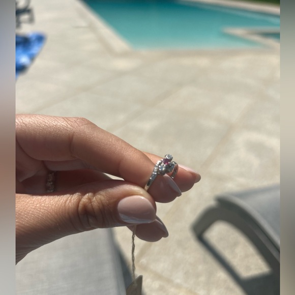Ruby Ring - Picture 3 of 7